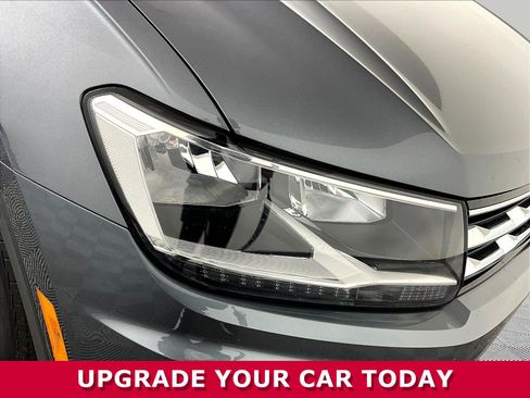 Used 2020 Volkswagen Tiguan SE w/ Panoramic Sunroof Package AWD/4WD image 30