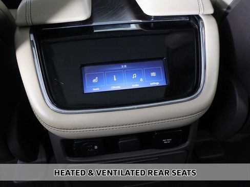 Used 2022 Lincoln Navigator Reserve AWD/4WD image 11