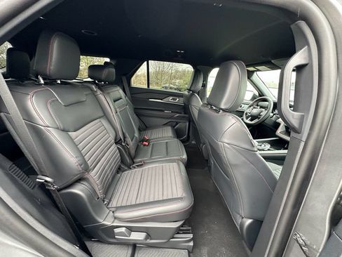 New 2026 Ford Explorer ST-Line w/ ST-Line Street Pack AWD/4WD image 24