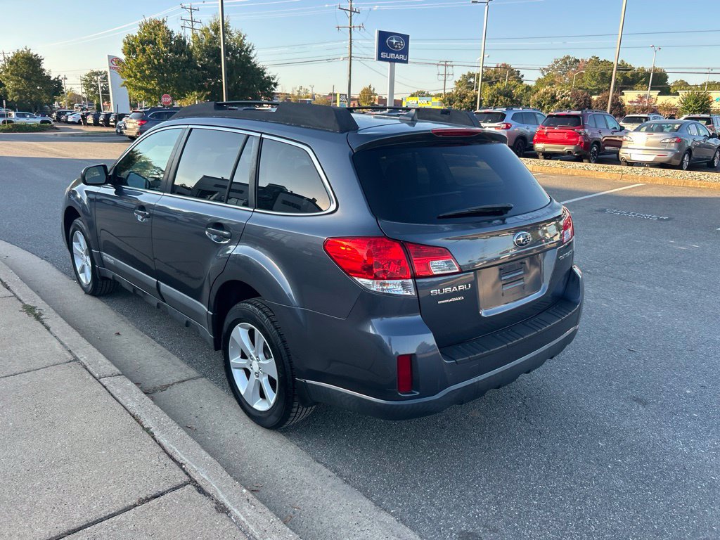 Used 2014 Subaru Outback 2.5i Premium AWD/4WD image 5