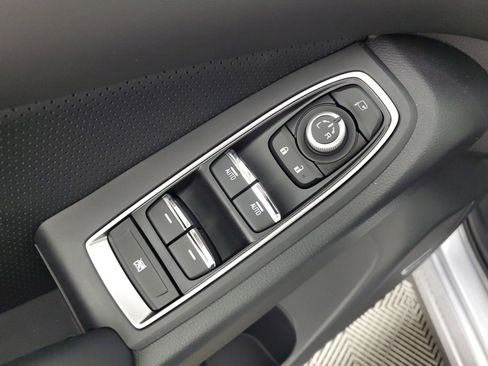 New 2025 Subaru Ascent Touring w/ Popular Package #2 image 27