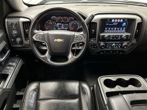 Used 2017 Chevrolet Silverado 1500 LTZ Z71 w/ Realtree Edition image 12
