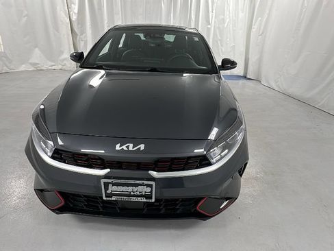 Used 2024 Kia Forte GT-Line image 8