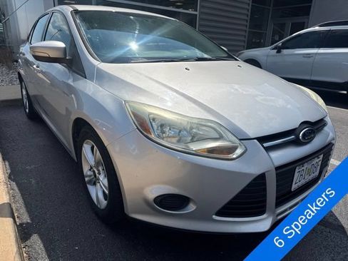 Used 2014 Ford Focus SE FWD image 3