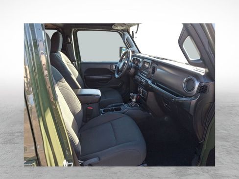 Used 2023 Jeep Wrangler Willys image 10