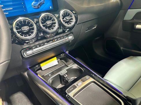 New 2026 Mercedes-Benz GLA 250 4MATIC image 12