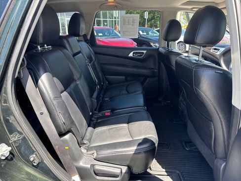 Used 2019 Nissan Pathfinder Platinum AWD/4WD image 44