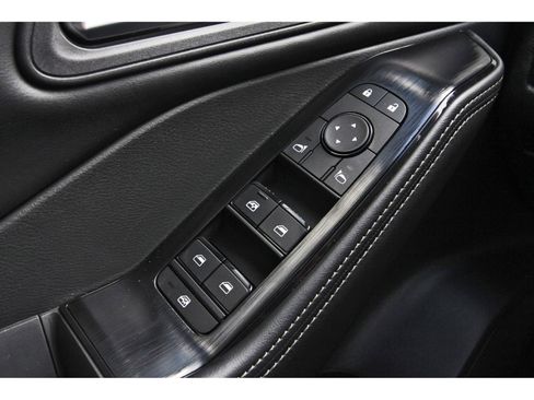 Certified 2026 Nissan Rogue SV FWD image 22