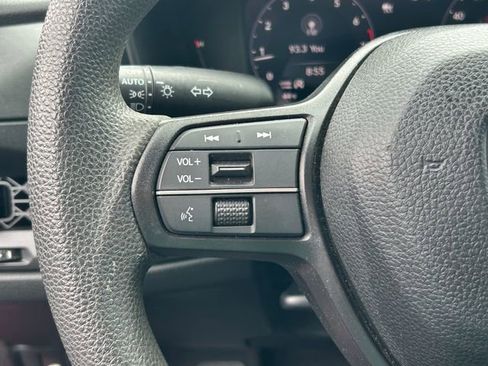 Used 2023 Honda Accord EX image 20