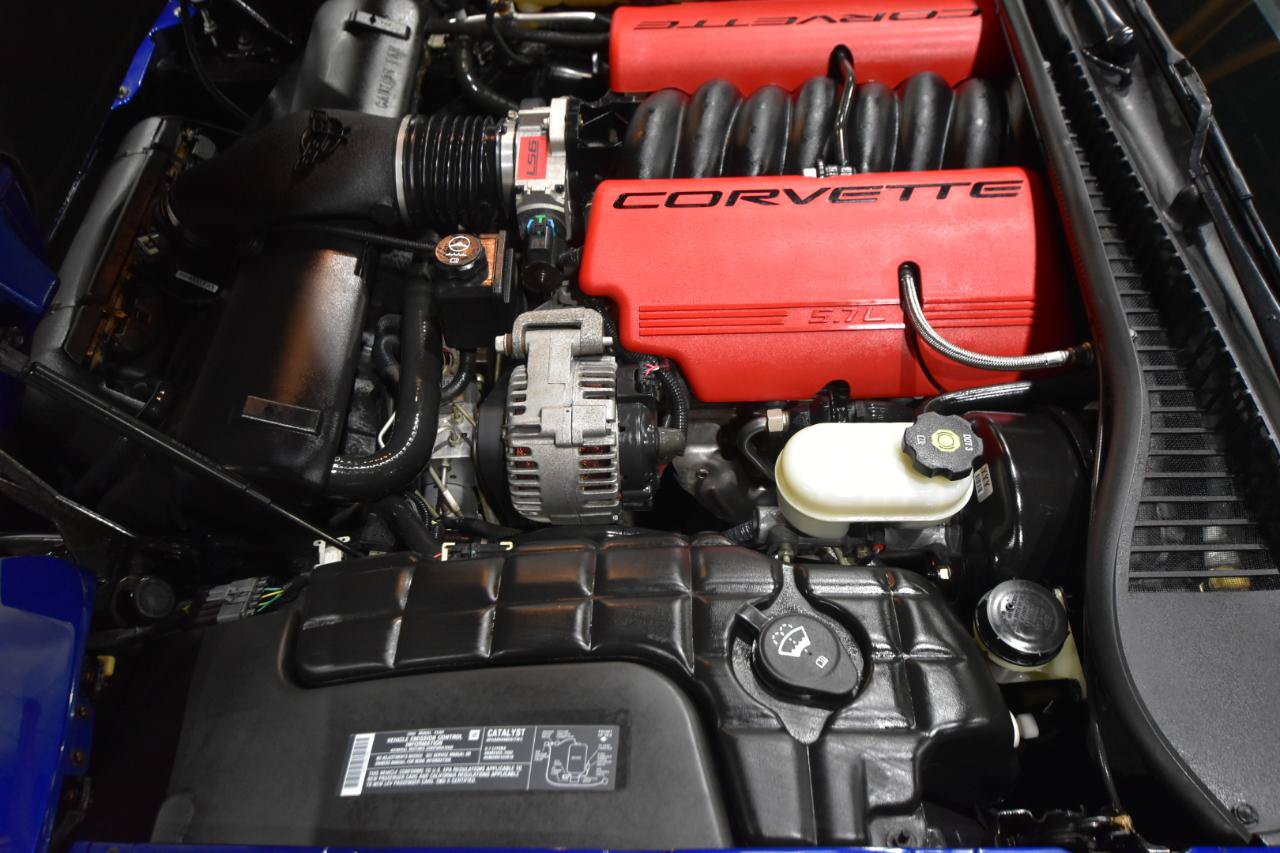 Used 2004 Chevrolet Corvette Z06 w/ Z06 Preferred Equipment Group RWD image 27