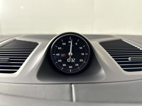 New 2026 Porsche Cayenne S image 29