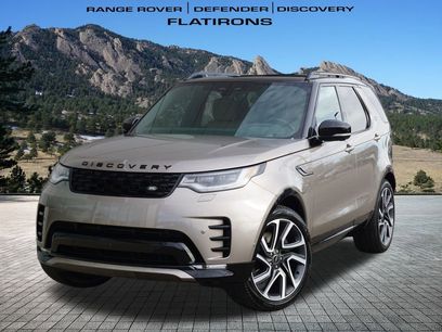 New 2025 Land Rover Discovery Dynamic SE