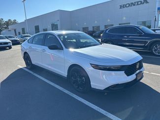 Used 2025 Honda Accord SE video 3