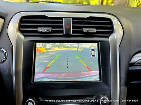 Used 2017 Ford Fusion SE image 35