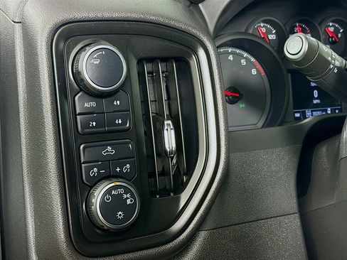Used 2025 Chevrolet Silverado 1500 Custom Trail Boss image 10