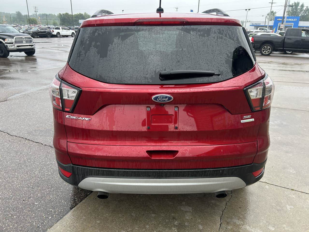 Used 2017 Ford Escape SE w/ Equipment Group 201A FWD image 6