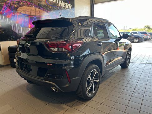 Used 2023 Chevrolet TrailBlazer RS w/ Convenience Package FWD image 30