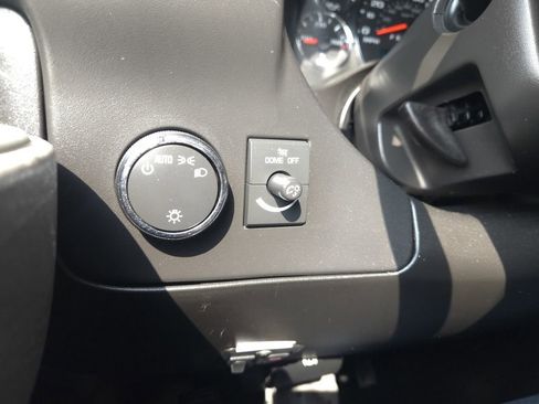 Used 2018 Chevrolet Express 3500 w/ Power Convenience Package image 22