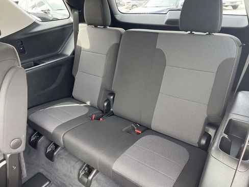 Certified 2021 Chevrolet Traverse LT image 12