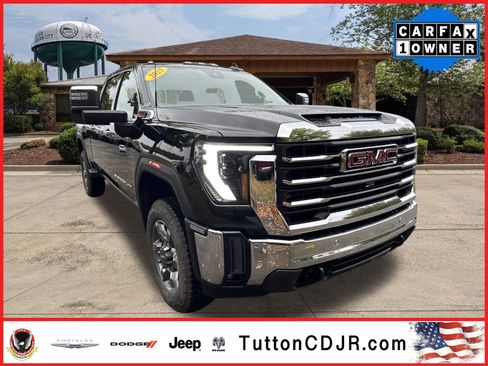 Used 2025 GMC Sierra 2500 SLT image 1