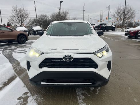 New 2025 Toyota RAV4 LE image 8