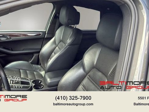 Used 2016 Porsche Macan S AWD/4WD image 9