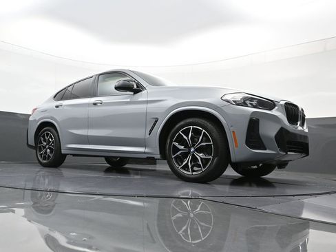 Used 2025 BMW X4 M40i AWD/4WD image 22