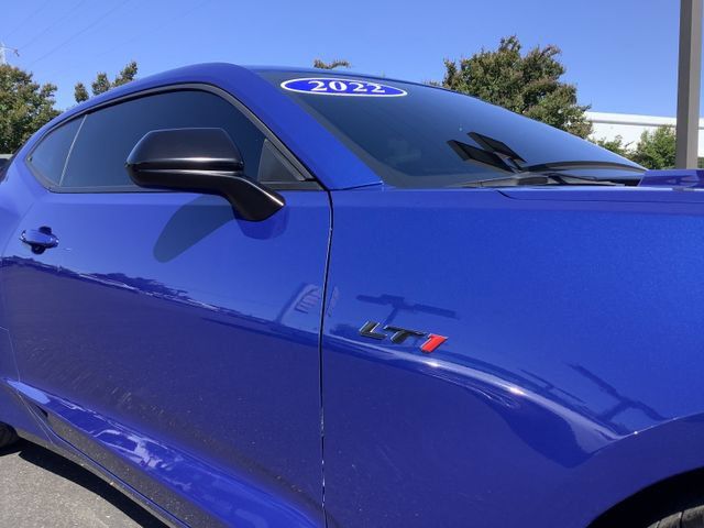 Used 2022 Chevrolet Camaro LT RWD image 33
