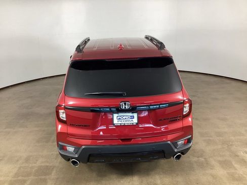 Used 2024 Honda Passport Black Edition image 7