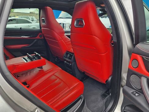 Used 2015 BMW X6 M AWD/4WD image 26