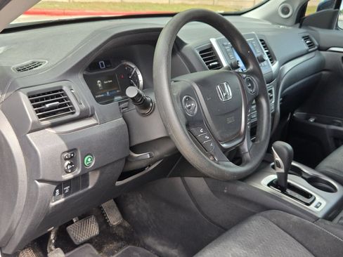 Used 2019 Honda Ridgeline Sport image 12