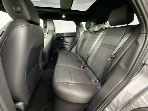 Used 2026 Land Rover Range Rover Evoque S image 22