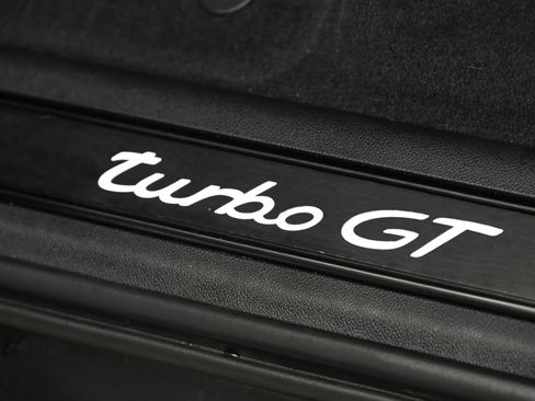 Used 2023 Porsche Cayenne Turbo GT image 30