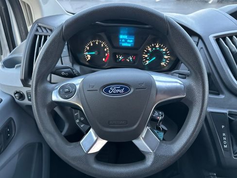 Used 2018 Ford Transit 350 XLT image 14