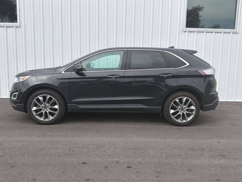Used 2015 Ford Edge Titanium FWD image 7