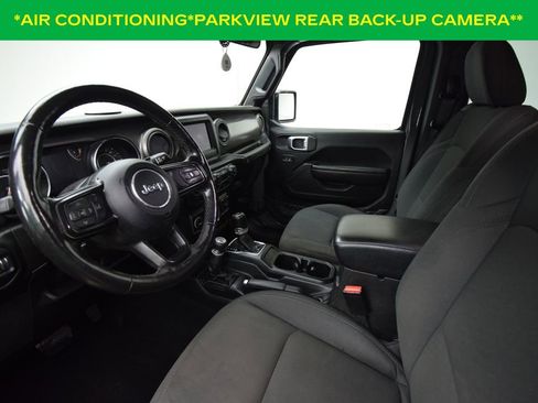 Used 2022 Jeep Wrangler Sport image 9