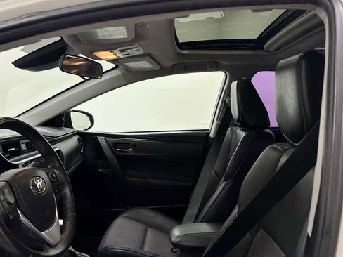 Certified 2017 Toyota Corolla SE w/ SE Premium Package FWD image 23