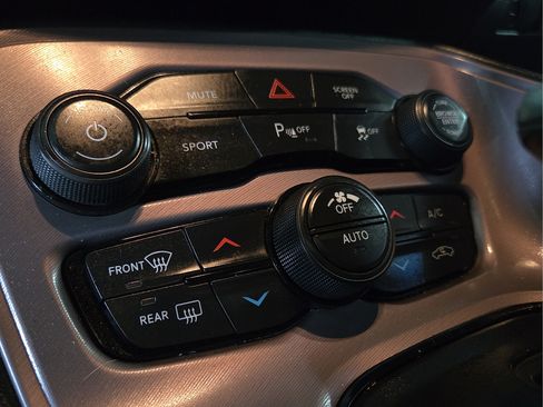 Used 2023 Dodge Challenger GT AWD/4WD image 21