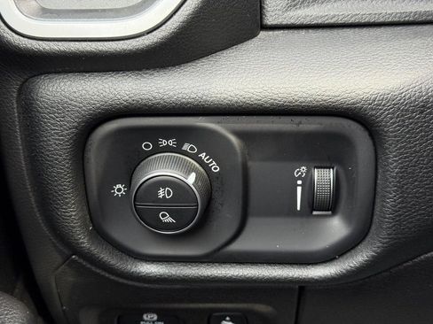 Used 2022 RAM 1500 Big Horn AWD/4WD image 21