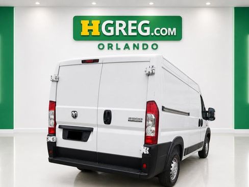 Used 2025 RAM ProMaster 2500 w/ Convenience Group FWD image 6