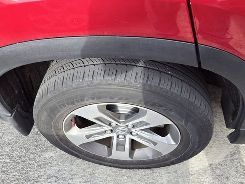 Used 2024 Honda Pilot EX-L image 9