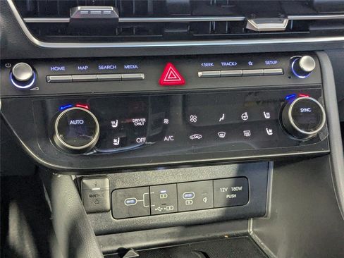 Used 2025 Hyundai Sonata Limited image 20
