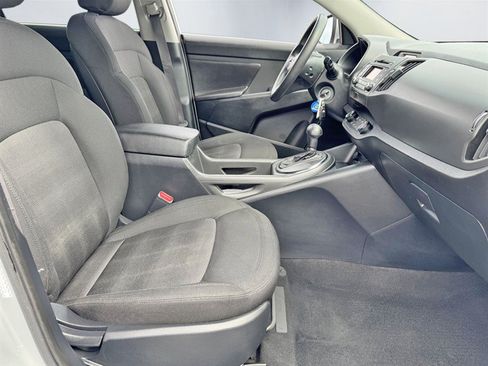 Used 2011 Kia Sportage LX w/ Convenience Pkg FWD image 20