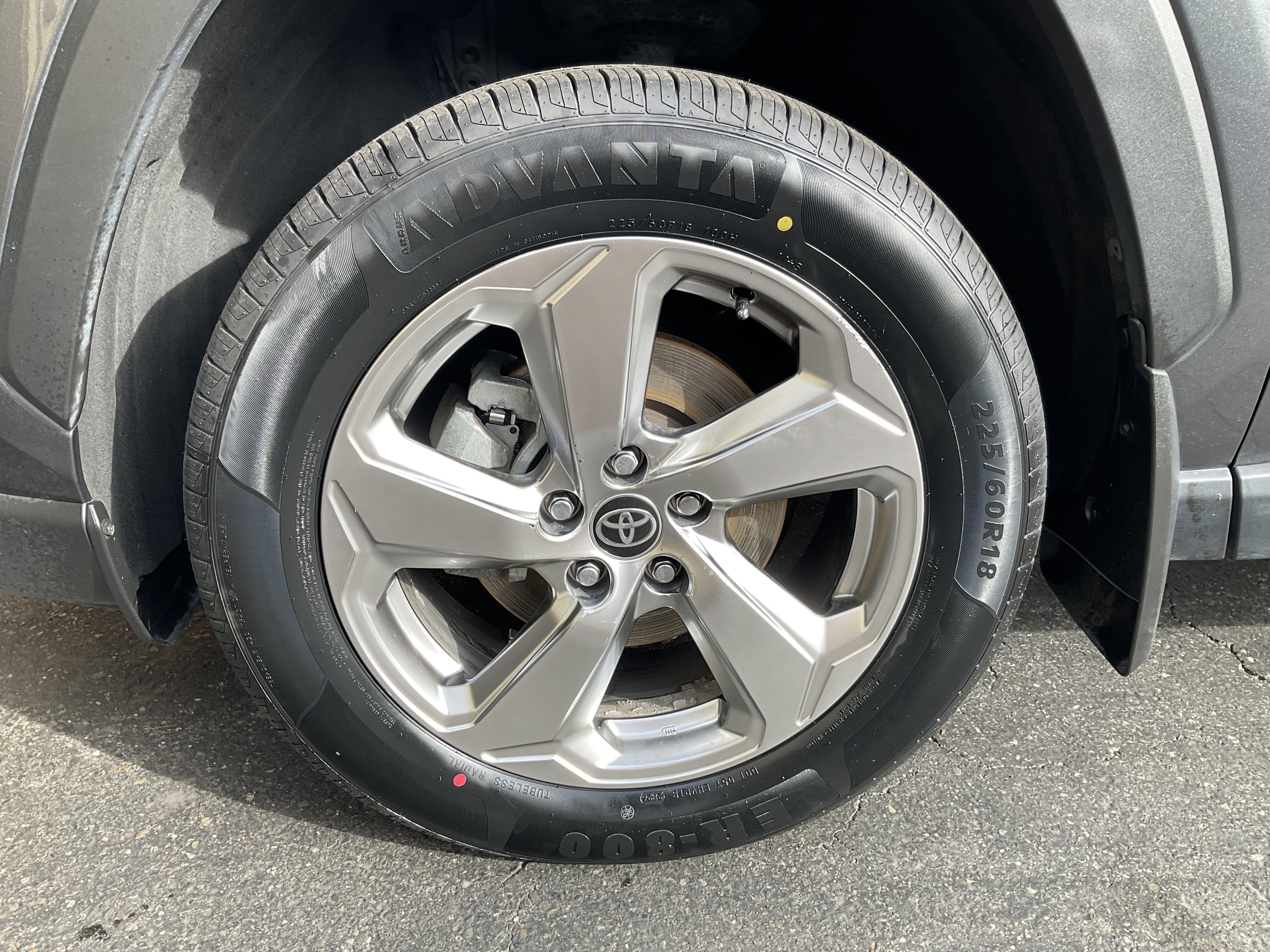 Used 2021 Toyota RAV4 Limited AWD/4WD image 12