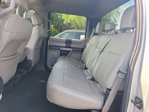 Used 2018 Ford F150 XLT AWD/4WD image 10
