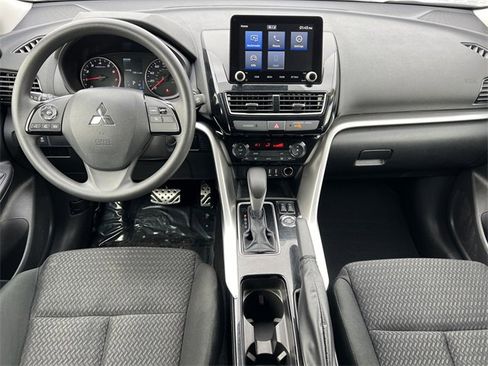 Used 2024 Mitsubishi Eclipse Cross Black Edition image 3