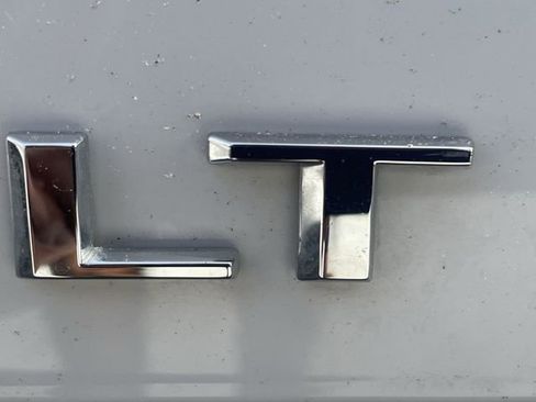 Used 2023 Chevrolet Colorado LT w/ LT Convenience Package III image 31