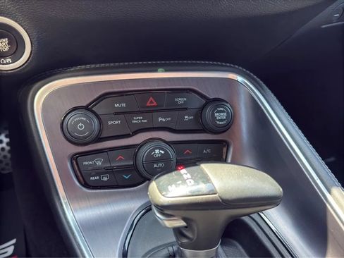 Used 2017 Dodge Challenger R/T Plus RWD image 25
