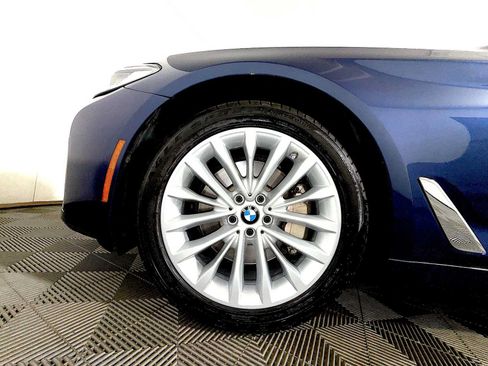 Used 2023 BMW 530i xDrive w/ Convenience Package AWD/4WD image 8