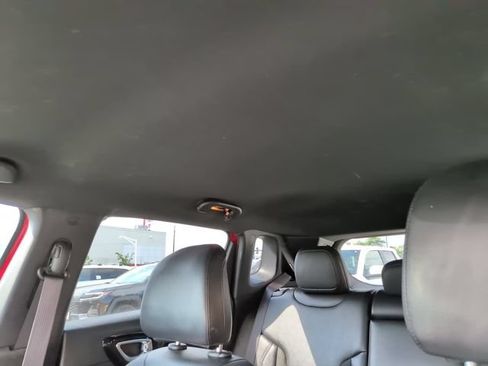 Used 2024 Jeep Compass Trailhawk AWD/4WD image 22